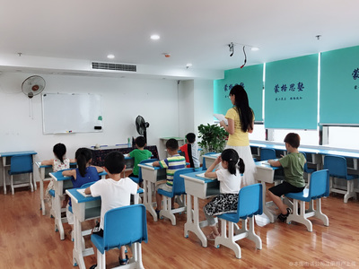 蒙格教育咨詢(xún) 精準(zhǔn)規(guī)劃，點(diǎn)亮未來(lái)